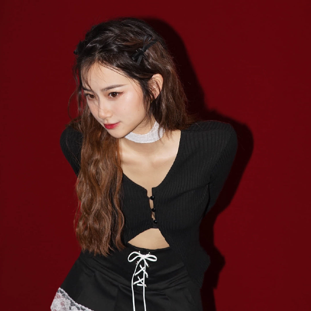 3 Button Straight Stripe Top
