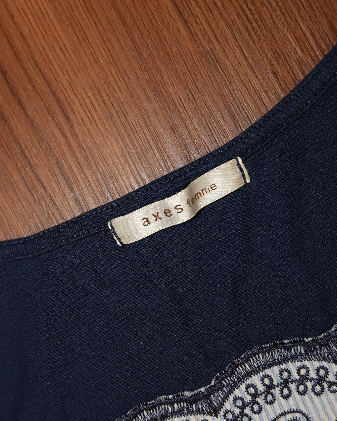 Axes Femme Blueberry Top
