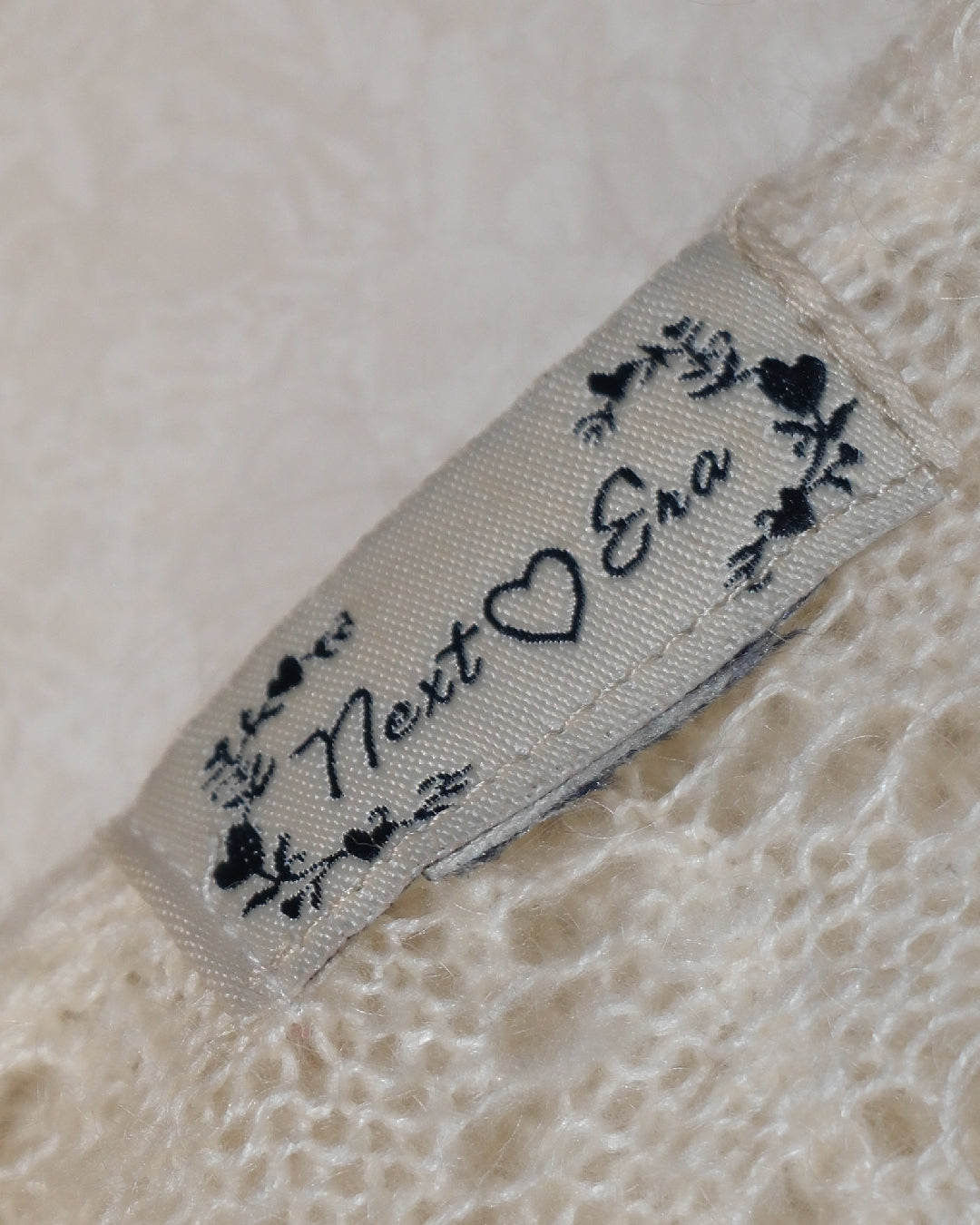 Creamy Ruffle Cardigan