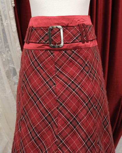 Amulet Heart Red Plaid Skirt