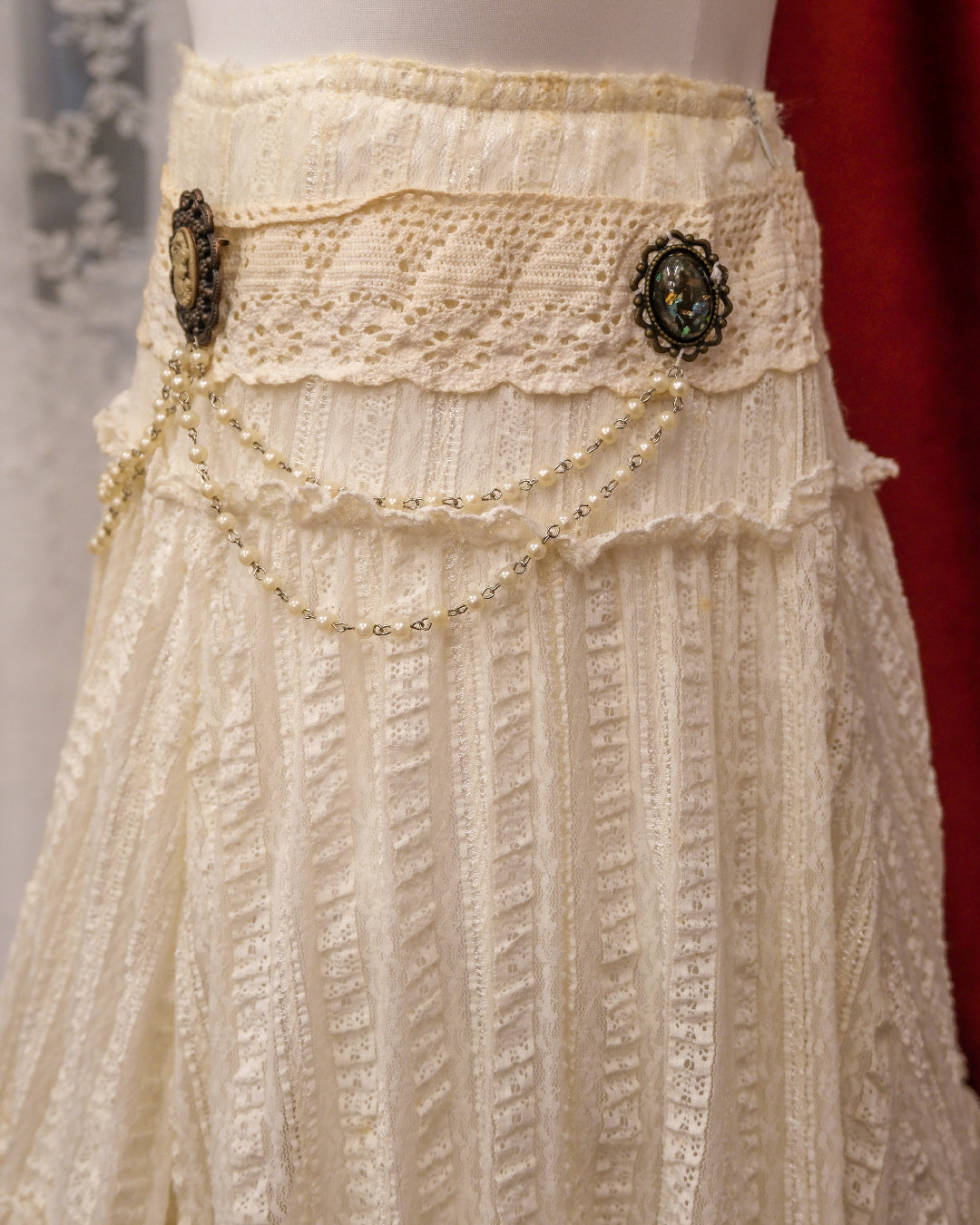 Cream Lace Cameo Pearl Skirt