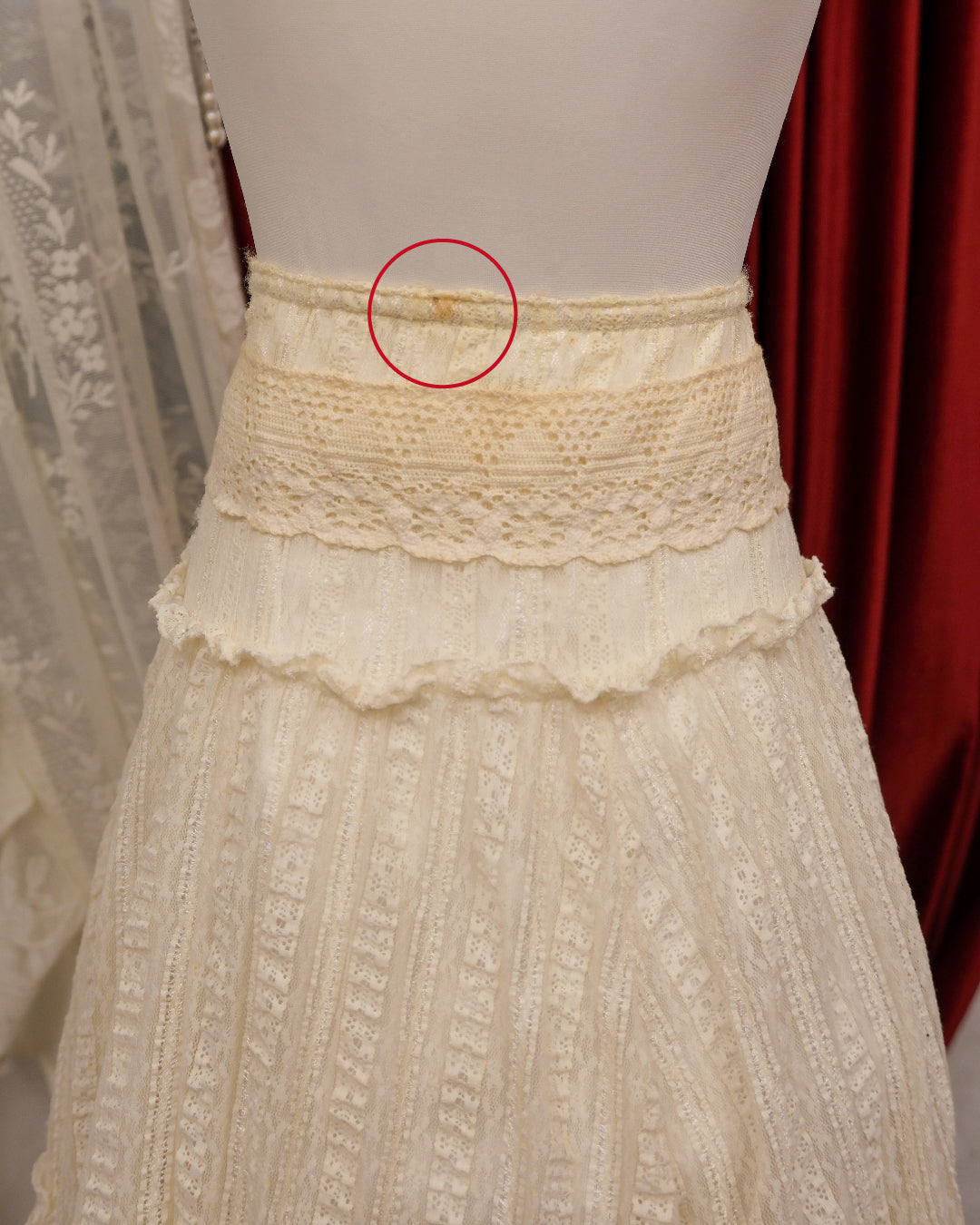 Cream Lace Cameo Pearl Skirt