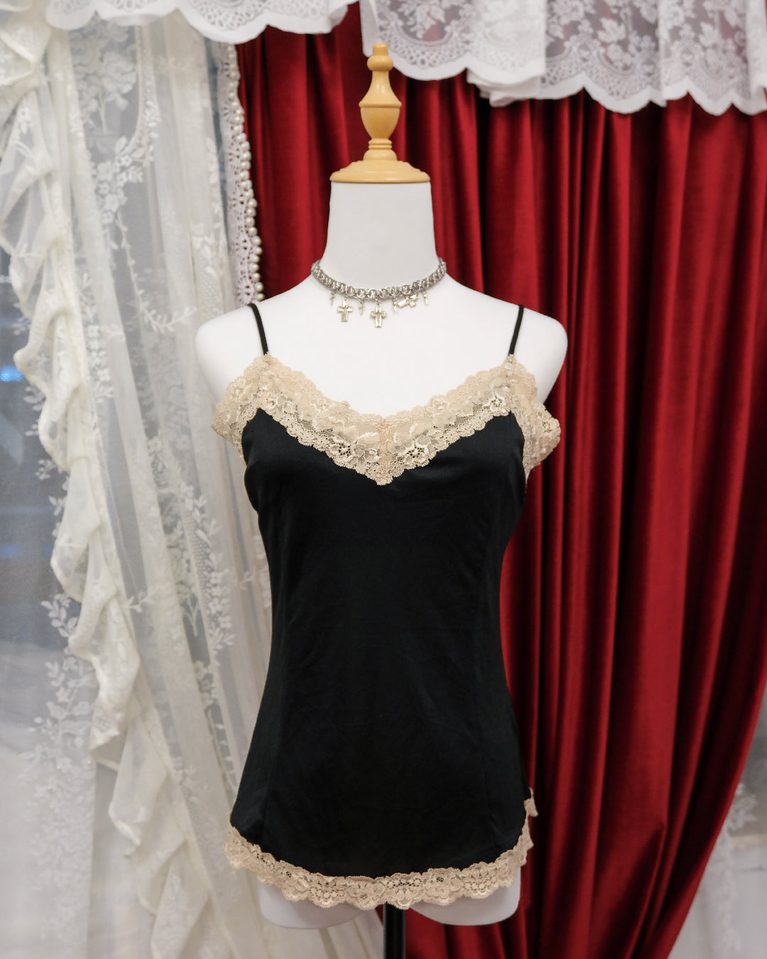 [USA] Black Lace Camisole
