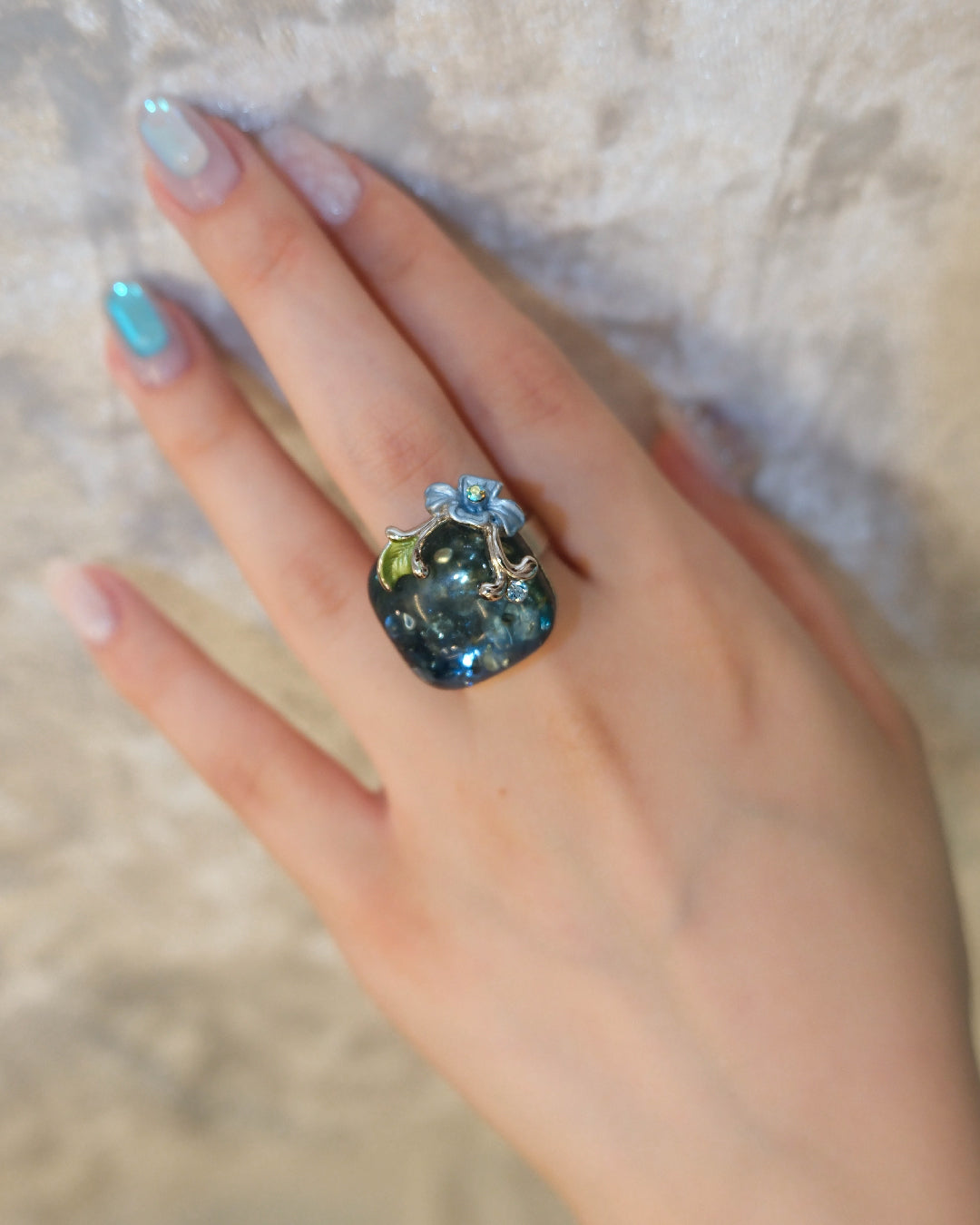 Bubble Plumbago Ring