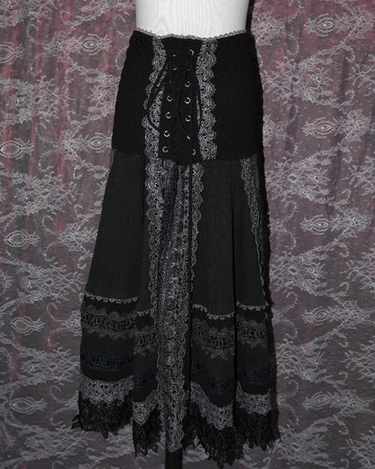 [Ozz on Japan] Midnight Ebony Lace Skirt