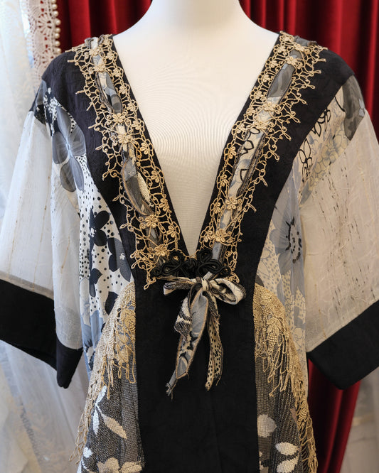 [USA] Spencer Alexis Alice Blue Lace Kimono Outer