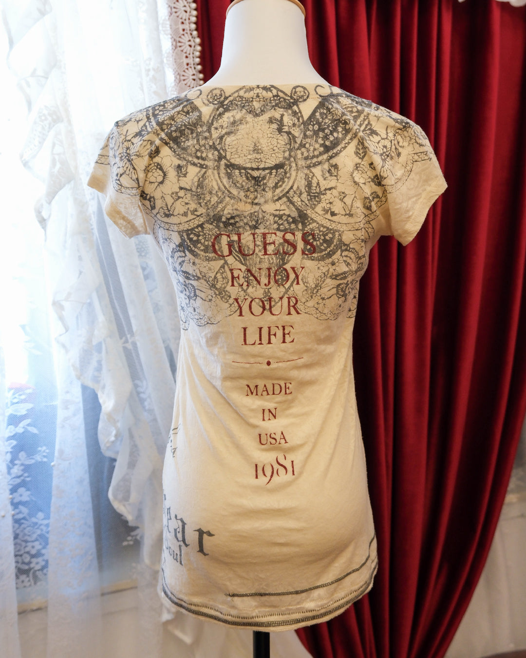 [USA] GUESS Print Top