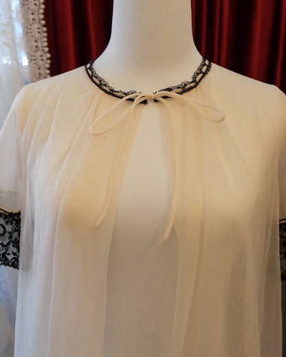 [USA] Pale Blush Sheer Top