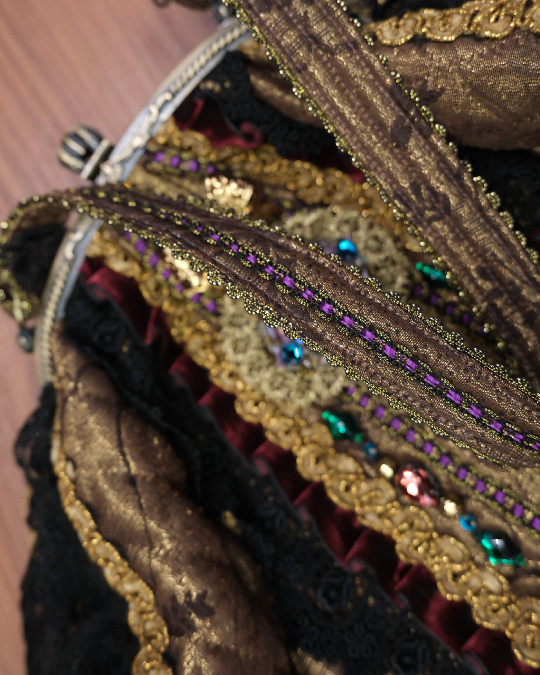 [Japan] Chimaki Black Gems Handbag