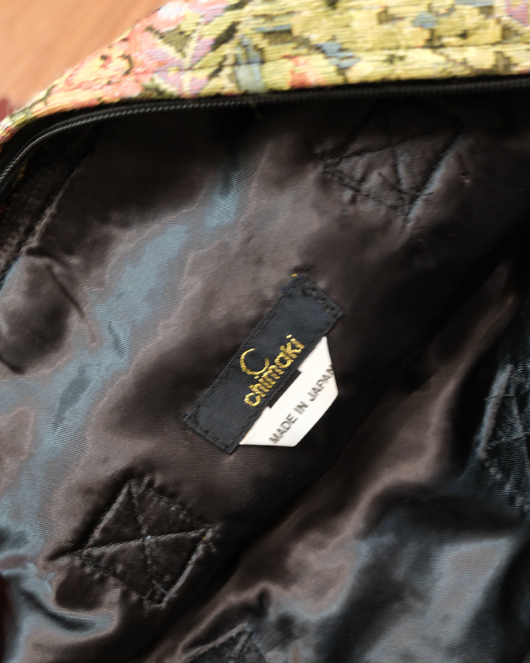 [Japan] Chimaki Victorian Golden Cameo Handbag