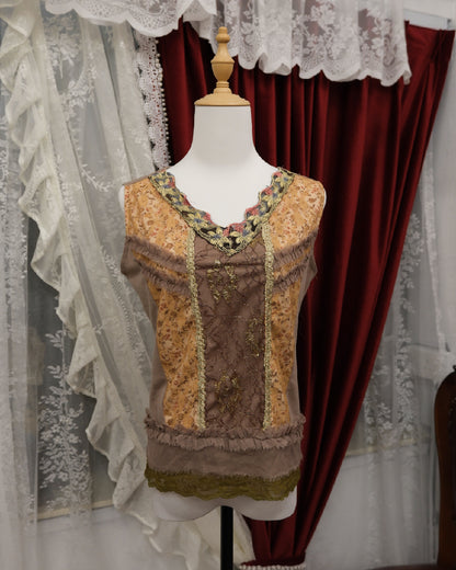 Hazel Cottage Vest