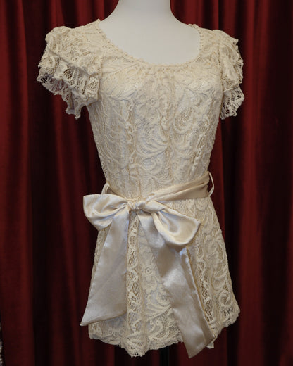Creamy Lacey Ribbon Double Layers Top