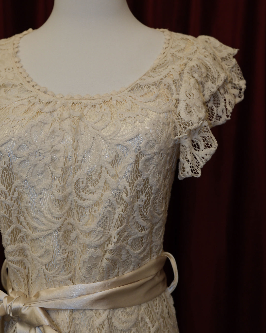 Creamy Lacey Ribbon Double Layers Top