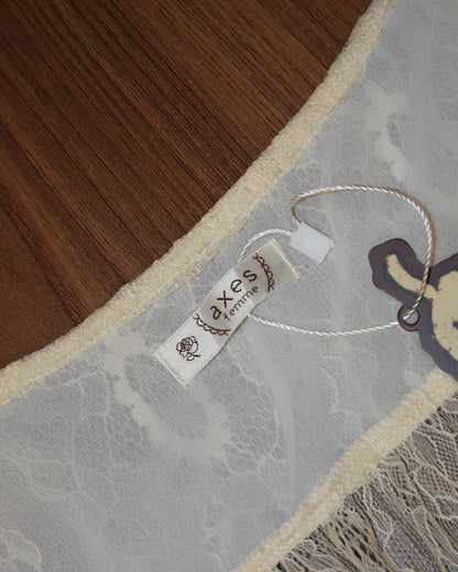 [Axes Femme] Cream Lacey Outer