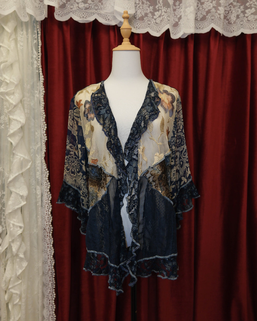 [USA] Indigo Lacey Kimono Outer