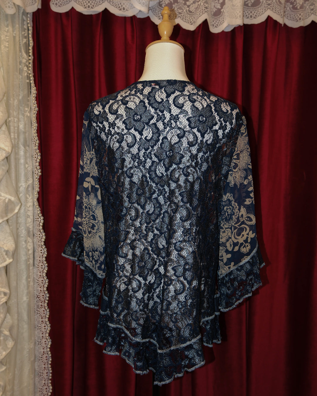 [USA] Indigo Lacey Kimono Outer