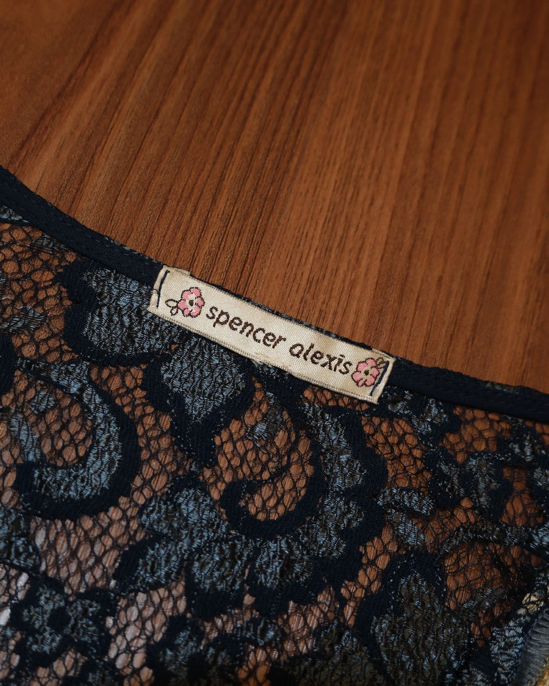 [USA] Indigo Lacey Kimono Outer