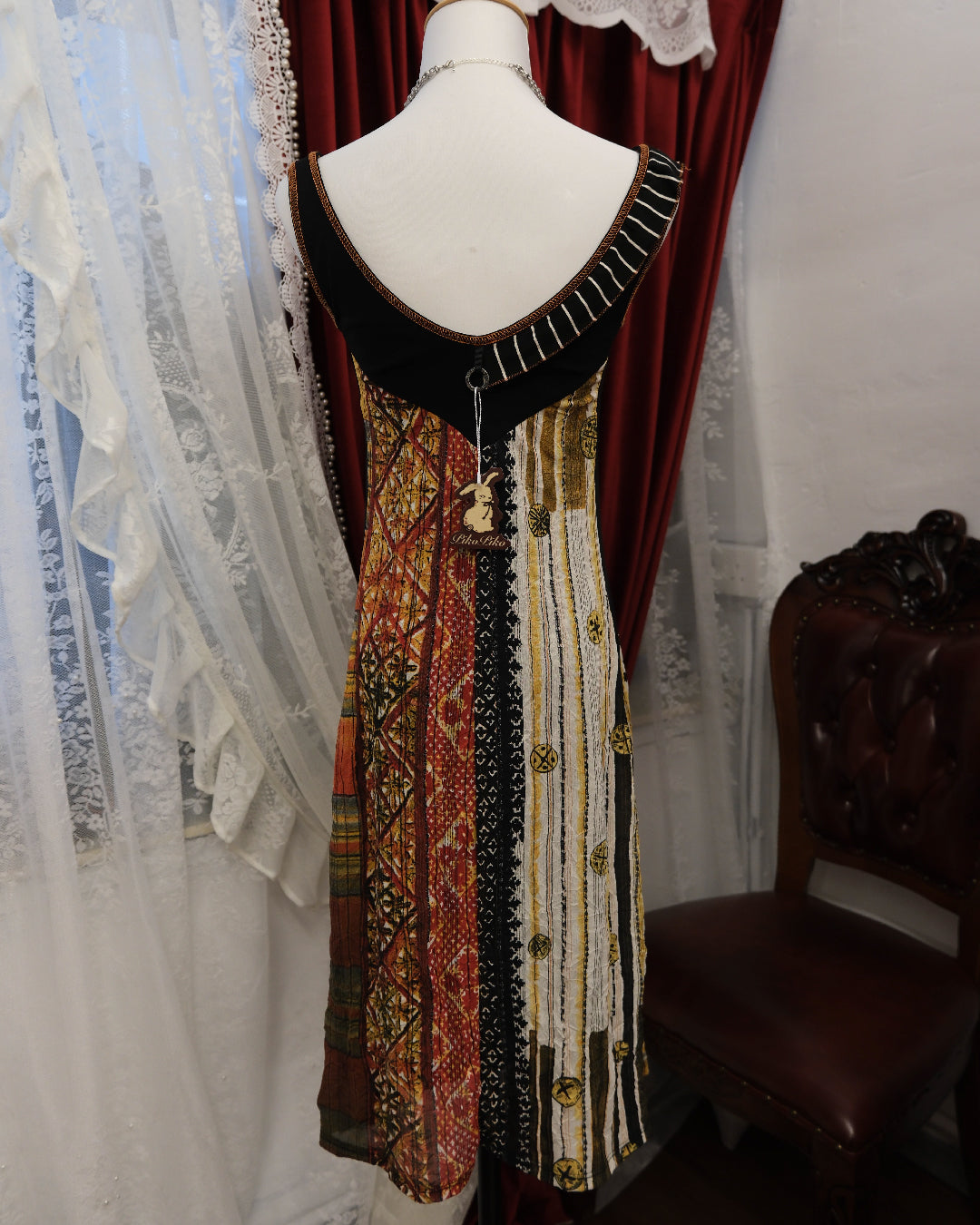 [Italy] Save the Queen Graphic Dress