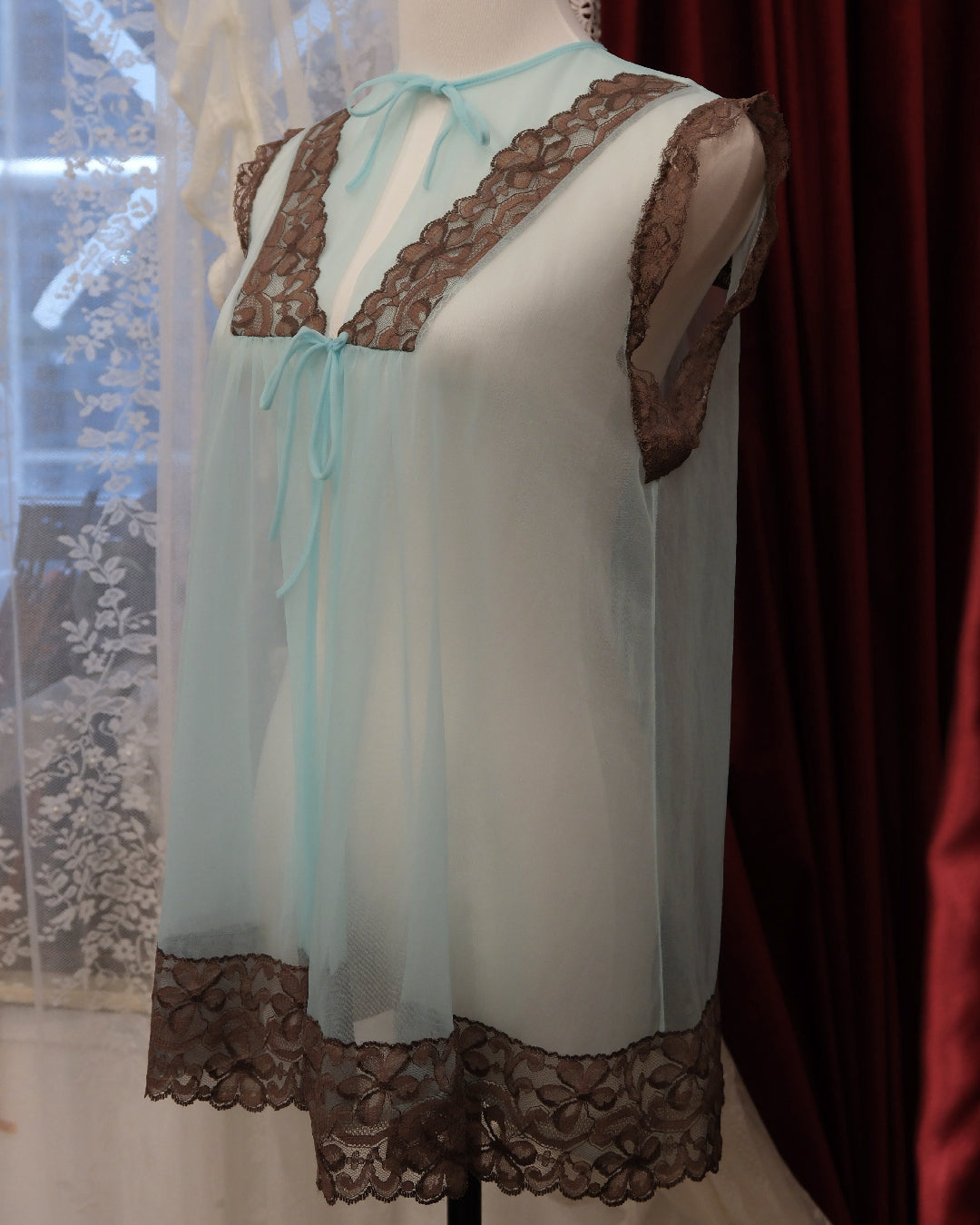 [USA] Frozen Sheer Vest Top