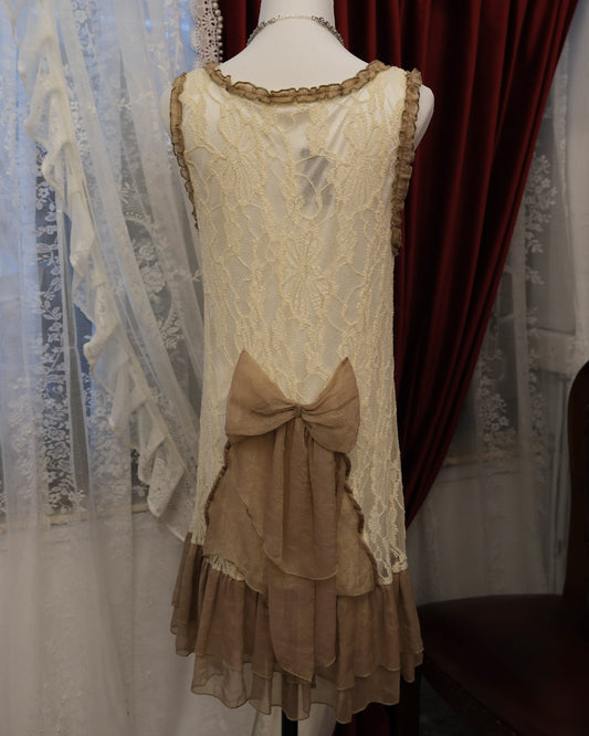Creamy Bread Lace Dress