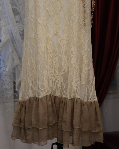 Creamy Bread Lace Dress