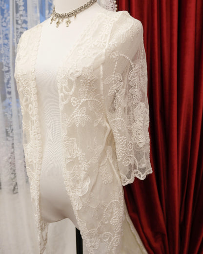 Axes Femme Lace Outer