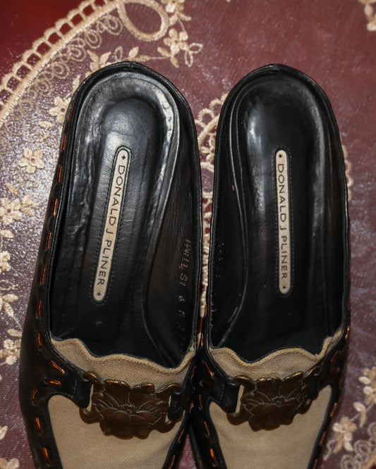 [Italy] Donald J. Pliner Flower Medallion Leather Handmade Mule Loafers