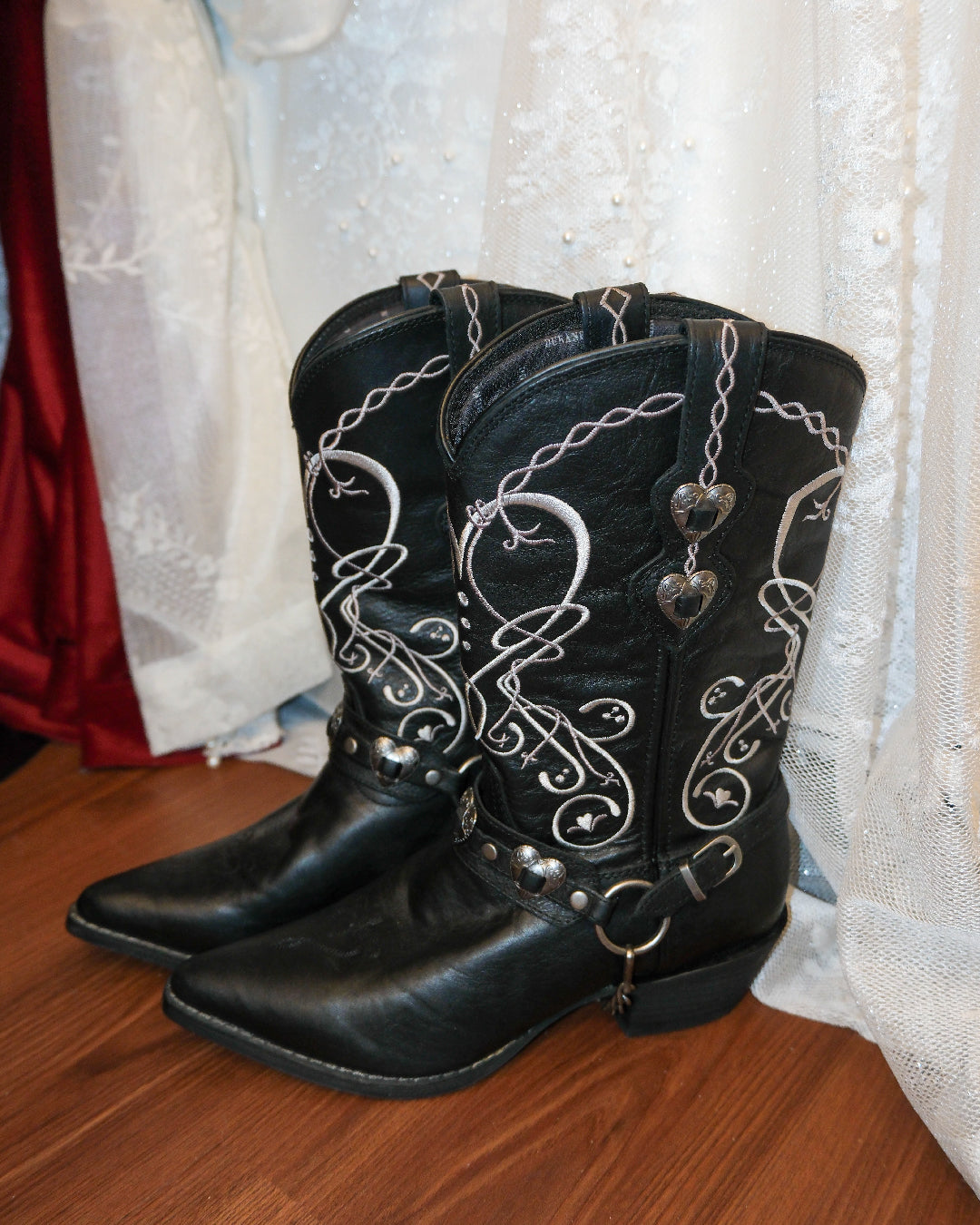 Durango Heart Concho Black Boots