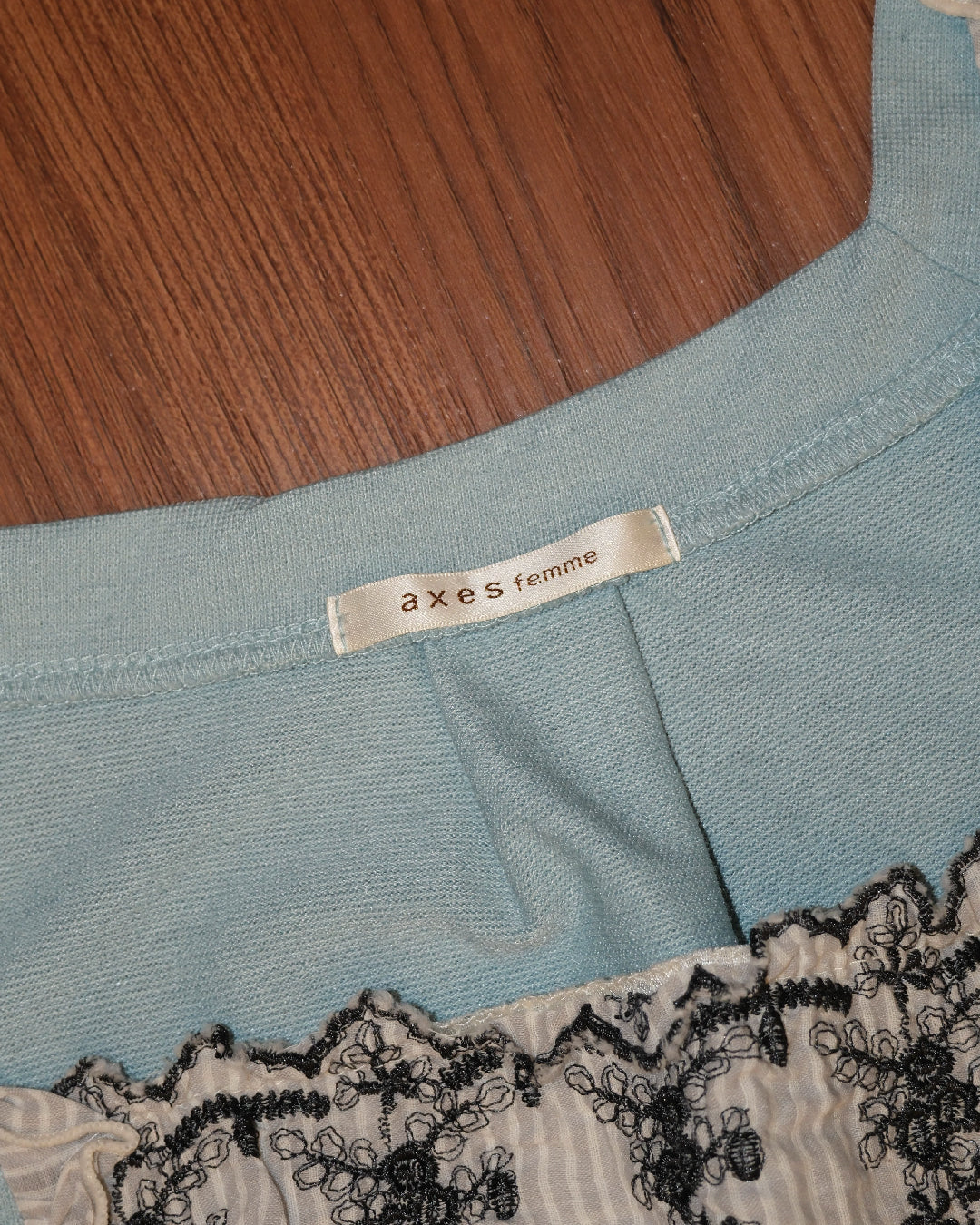Axes Femme Sky Blue Top