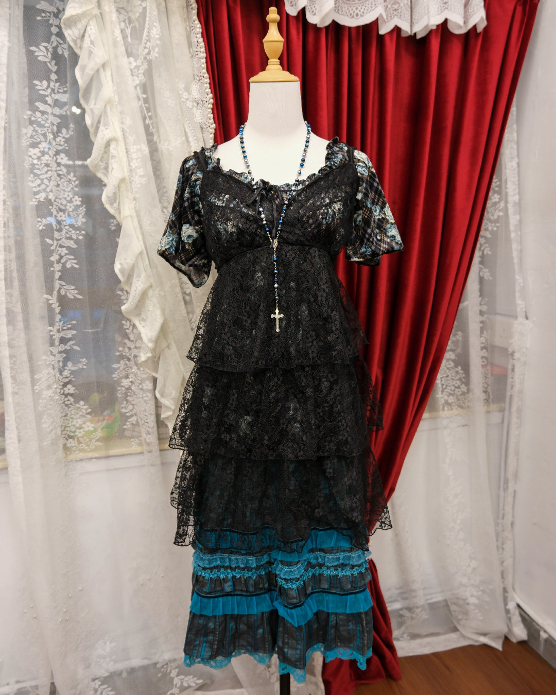 [Set] Obsidian Peacock Garden