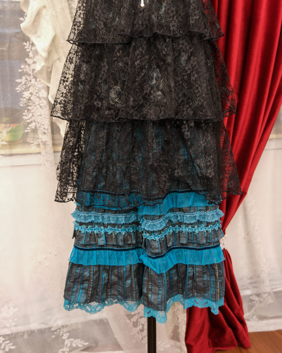 [Set] Obsidian Peacock Garden