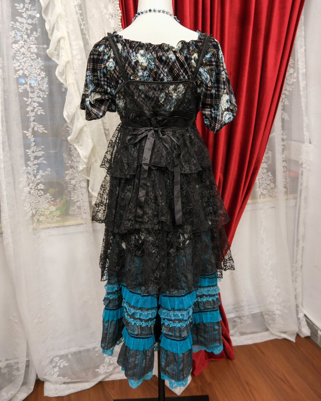 [Set] Obsidian Peacock Garden