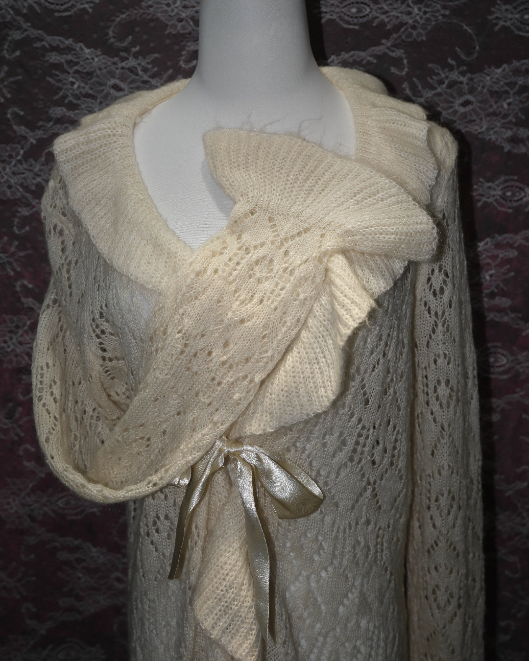 Creamy Ruffle Cardigan