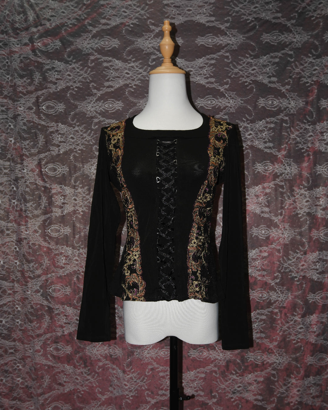 [France] Victorian Embroidered Top