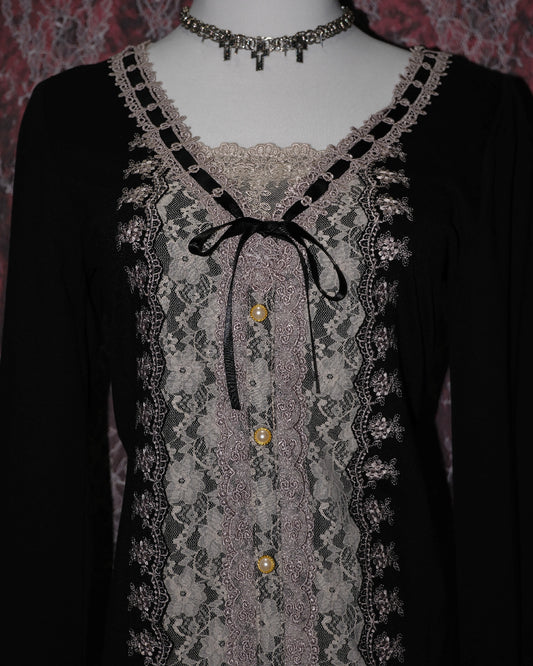 [Axes Femme] Gothic Lace Top