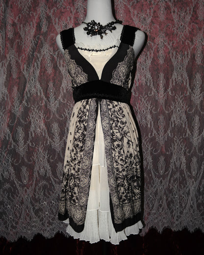 [Axes Femme] Gothic Queen Dress