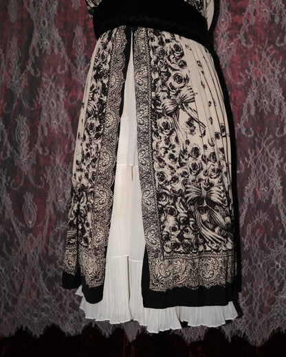 [Axes Femme] Gothic Queen Dress