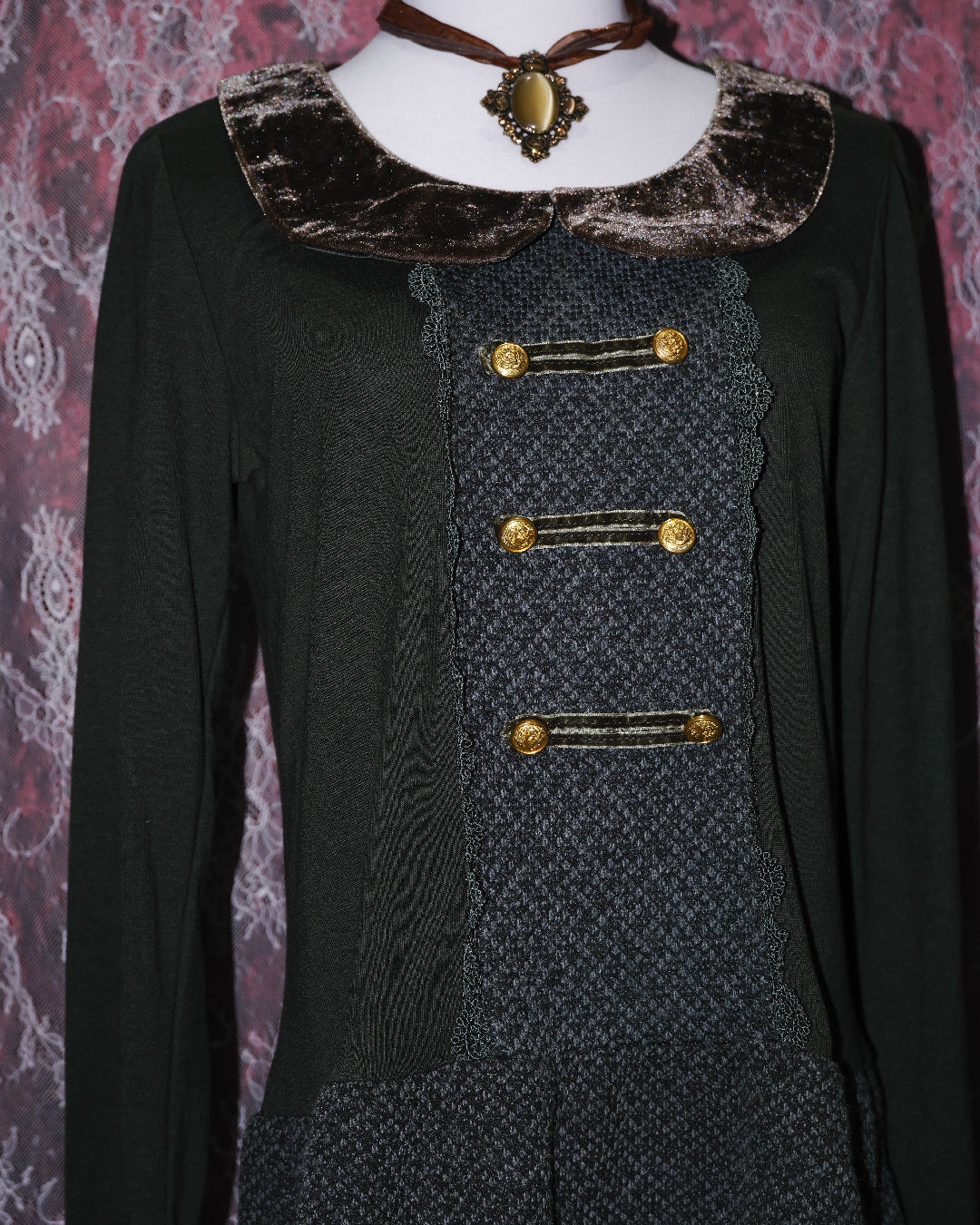 [Axes Femme] Basil Military Top