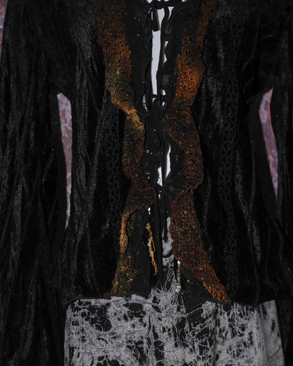 [USA] Golden Ruffle Velvet Outer