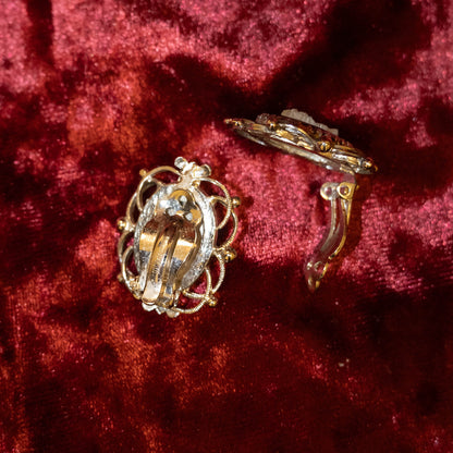 [France] Glass Cameo Ear Clips