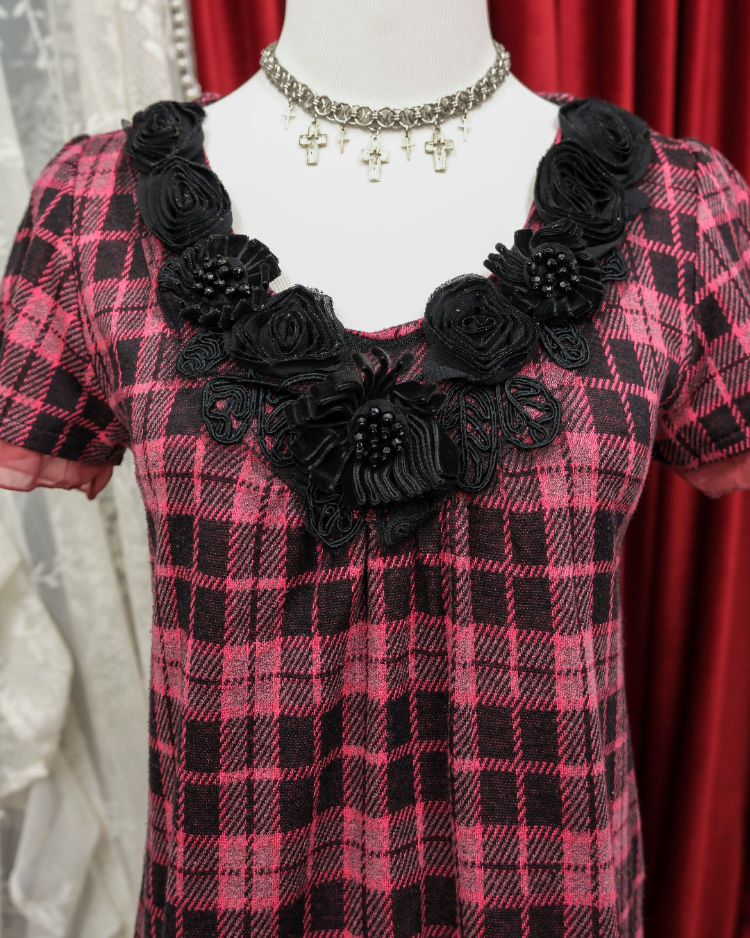 Axes Femme Magenta Plaid Rosy Top