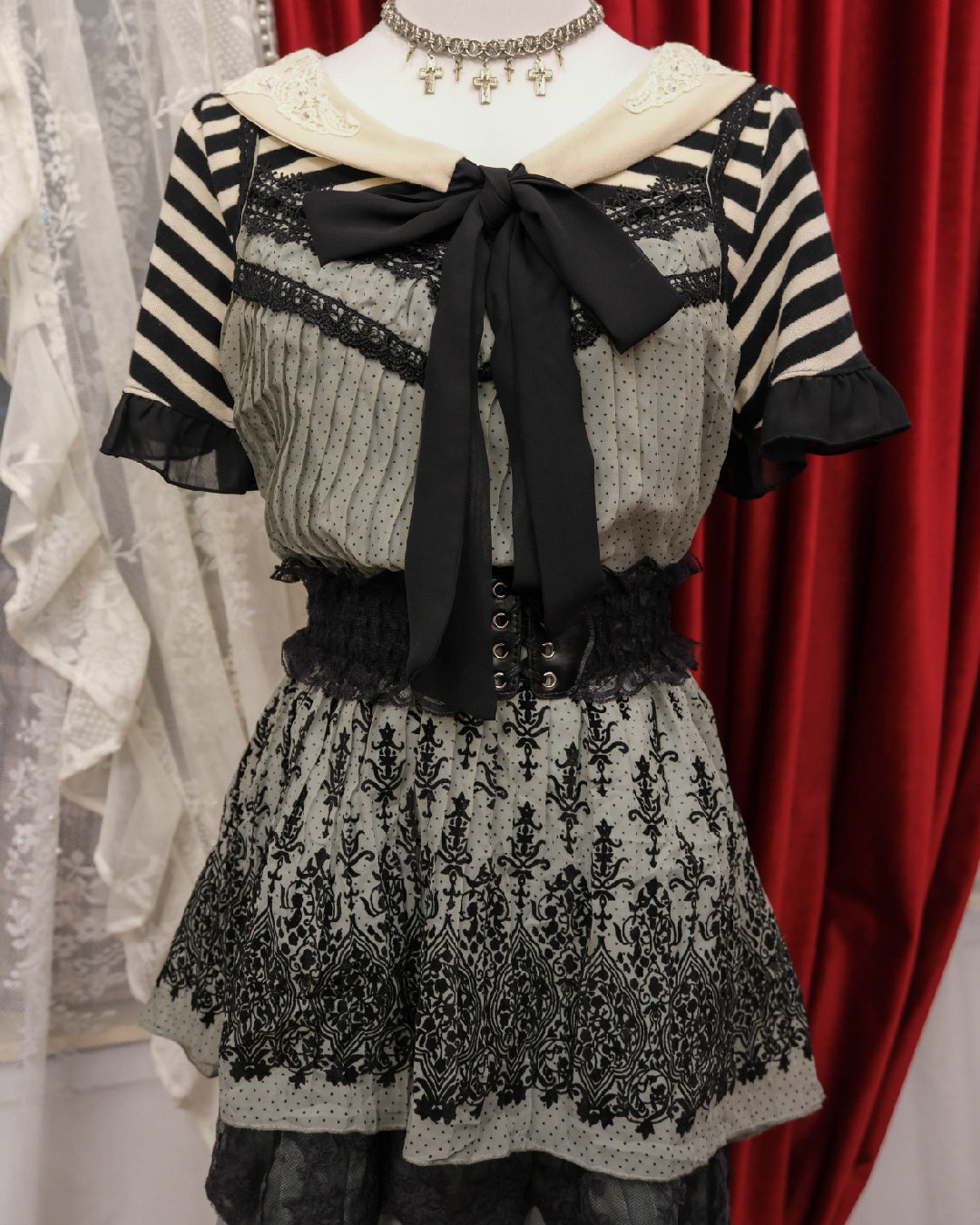 [Set] Monochrome Sailor & Sage Gothic Damask