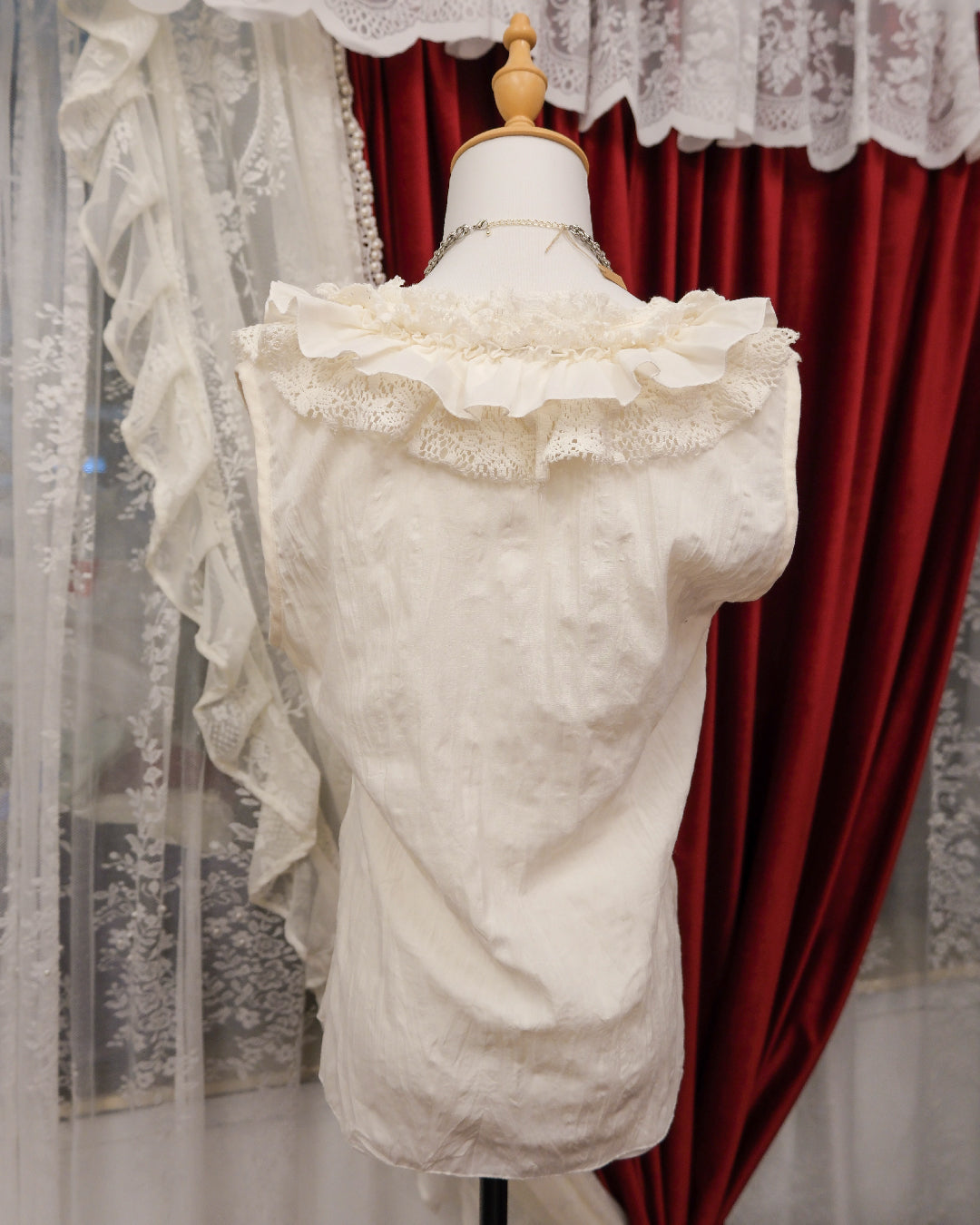 [Turkey] Morgan Ruffle Cream Ribbons Vest