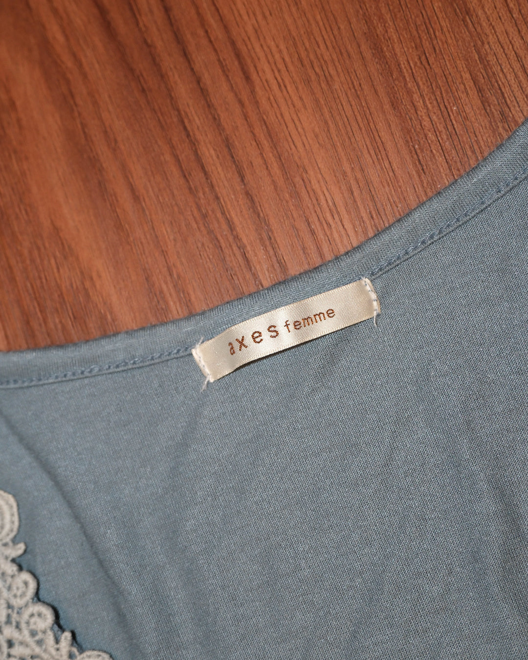 Axes Femme Sailor Blue Military Top