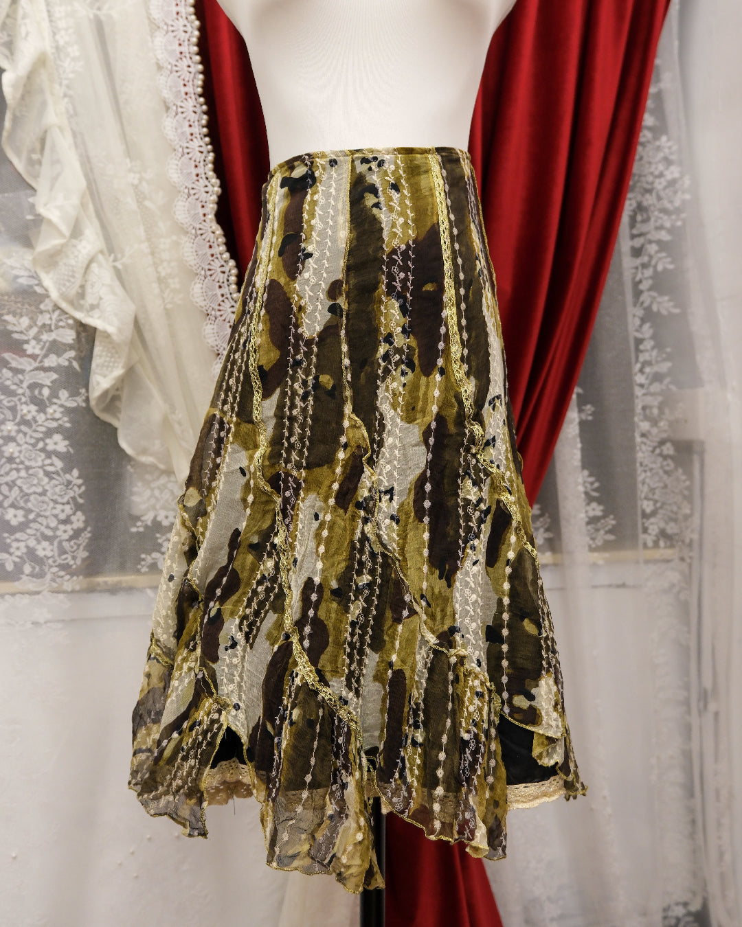 Basil Fairygrunge Midi Skirt