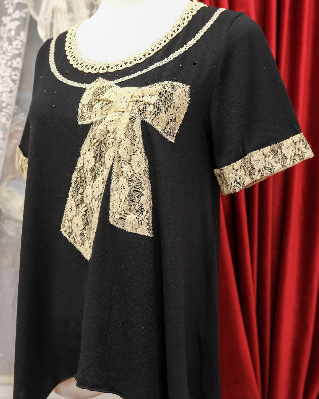 Axes Femme Gothic Ribbon Lace Top