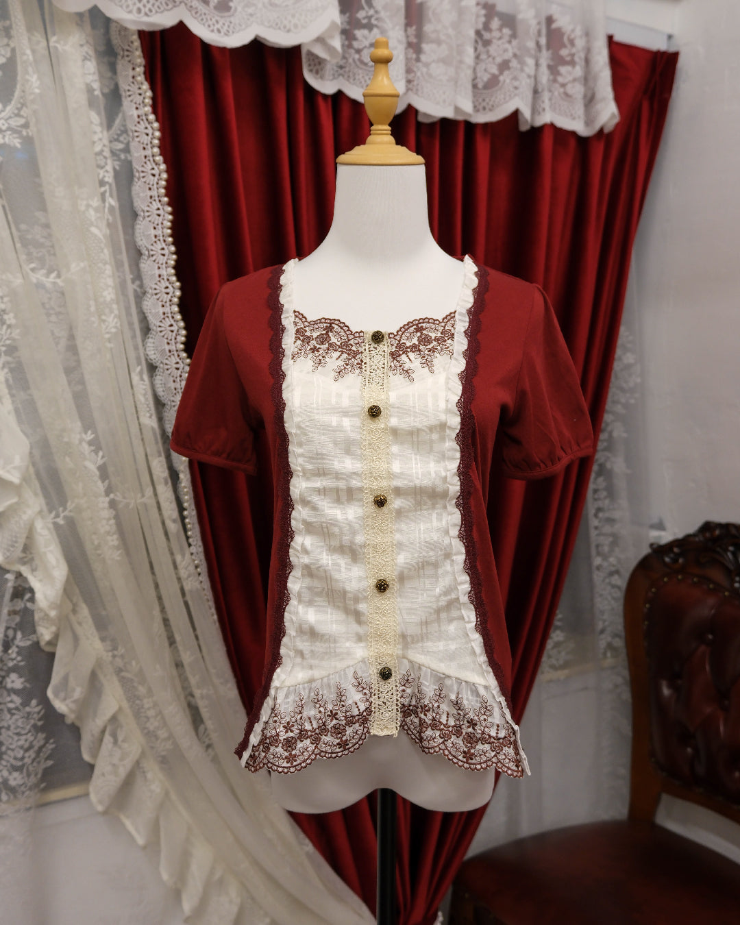 Axes Femme Cherry Top