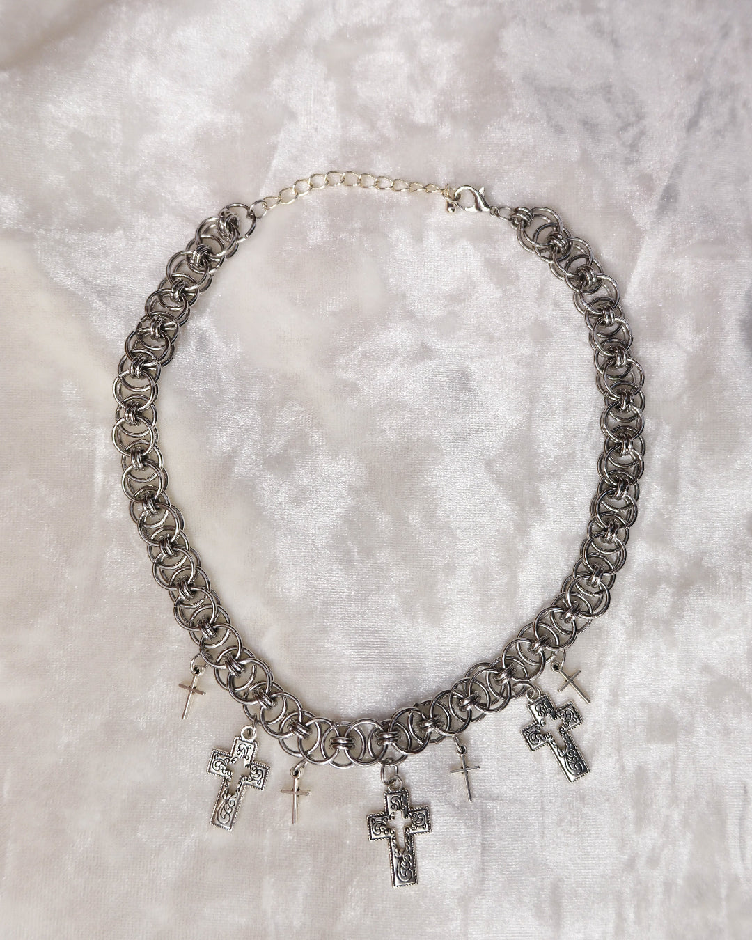 Silver Chainmail Crosses Choker
