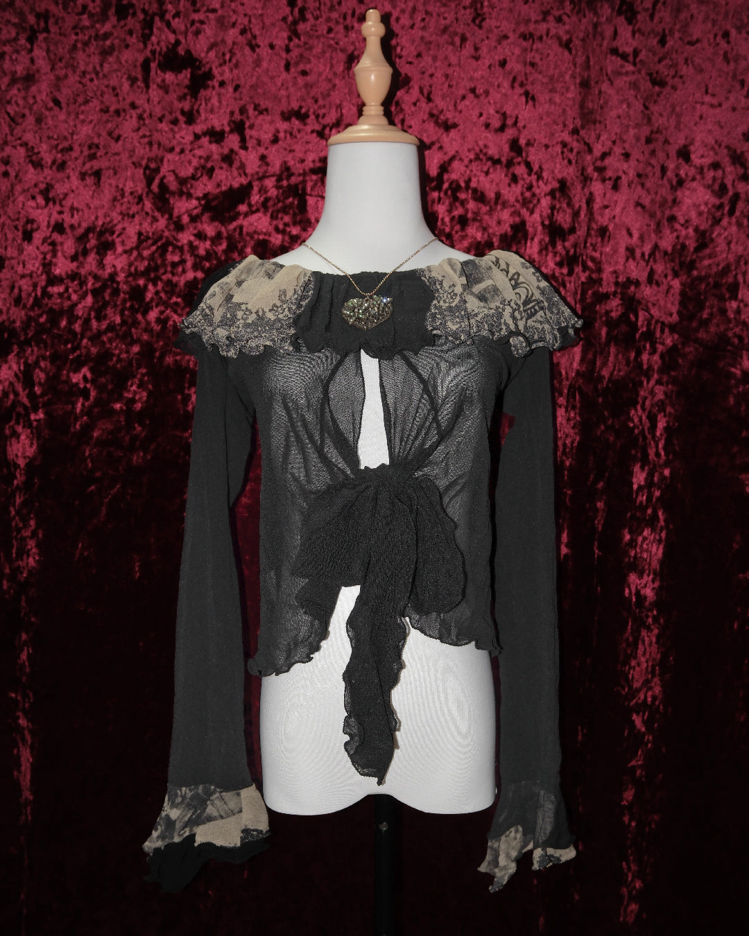 [Italy] Nightshade Raven Mesh Tie-Front Shrug
