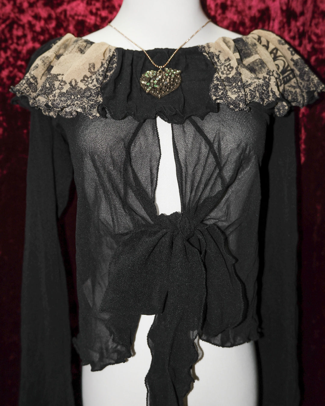 [Italy] Nightshade Raven Mesh Tie-Front Shrug